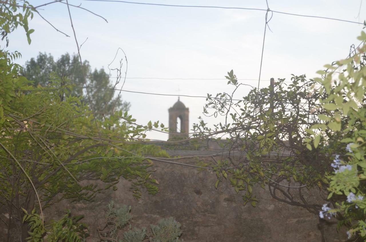 מלון בניולס La Terraza מראה חיצוני תמונה